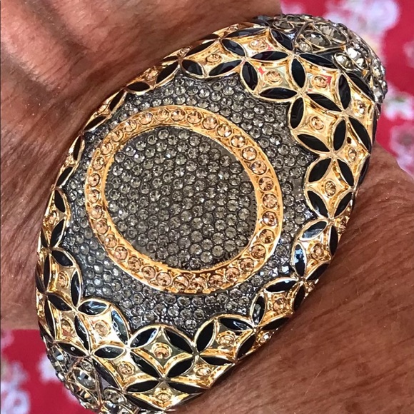 Fabulous vintage black enamel and faux diamond bracelet. - Picture 2 of 11